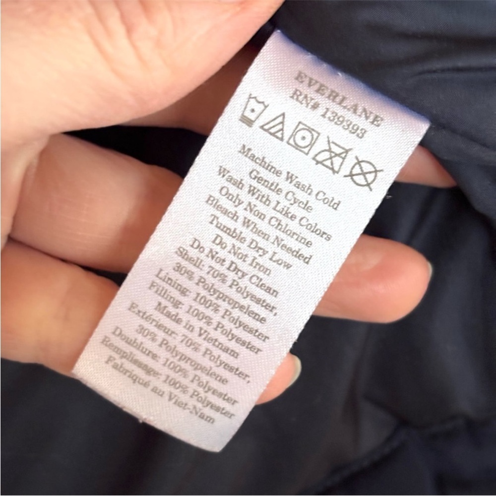 Everlane ReNew Women's Navy Hooded Short Puffer Coat Jacket Size Small - Picture 10 of 11
